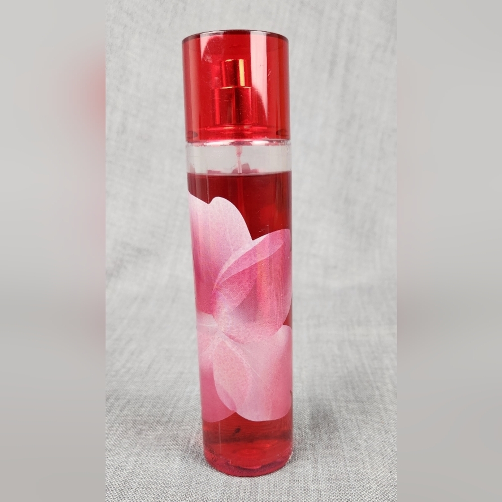Bath & Body Works Japanese Cherry Blossom Body Spray. Discontinued. - Picture 2 of 2
